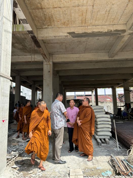 Kunjungan%20Bhikkhu%20ke%20pemb